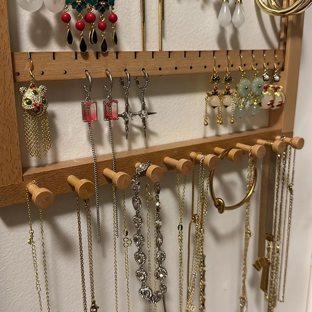 HUGE bundle 30 pieces of earrings, necklaces and a bracelet - Picture 4 of 4